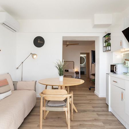 Excepcional Apartamento Amanecer Al Borde De Playa Y Mar, En Chalet Roquetes لقنت المظهر الخارجي الصورة