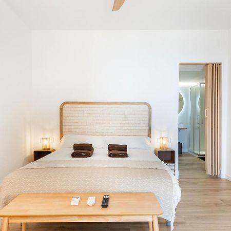 Excepcional Apartamento Amanecer Al Borde De Playa Y Mar, En Chalet Roquetes لقنت المظهر الخارجي الصورة