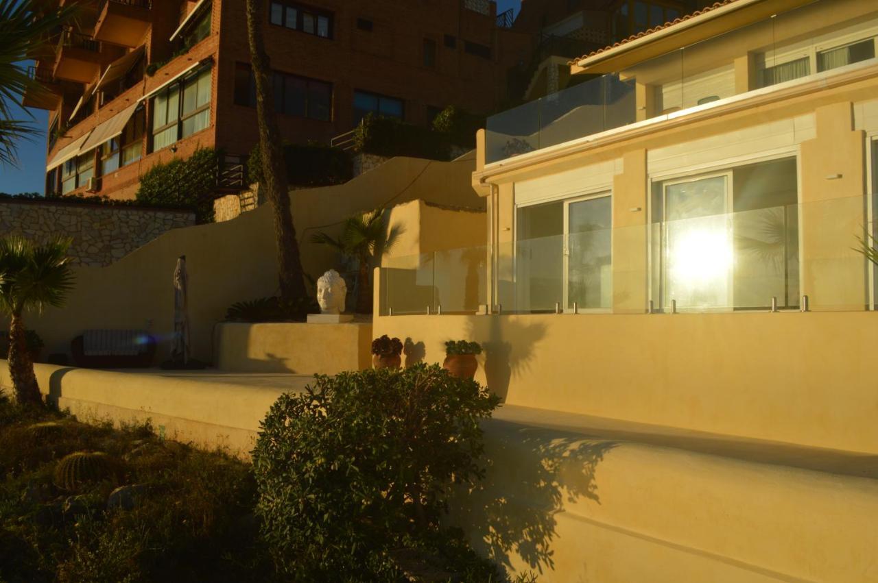 Excepcional Apartamento Amanecer Al Borde De Playa Y Mar, En Chalet Roquetes لقنت المظهر الخارجي الصورة