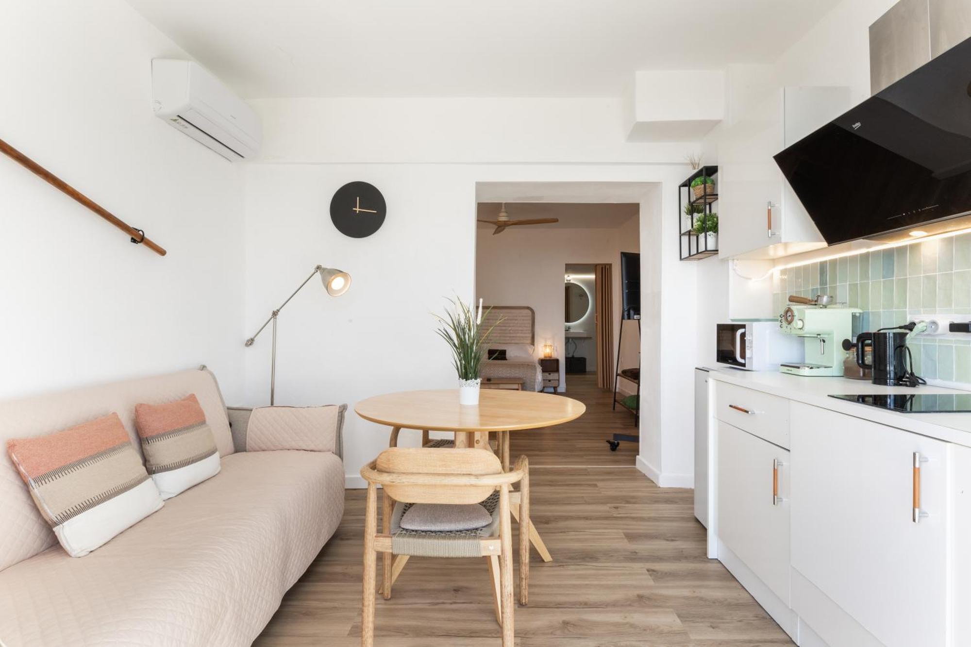 Excepcional Apartamento Amanecer Al Borde De Playa Y Mar, En Chalet Roquetes لقنت المظهر الخارجي الصورة