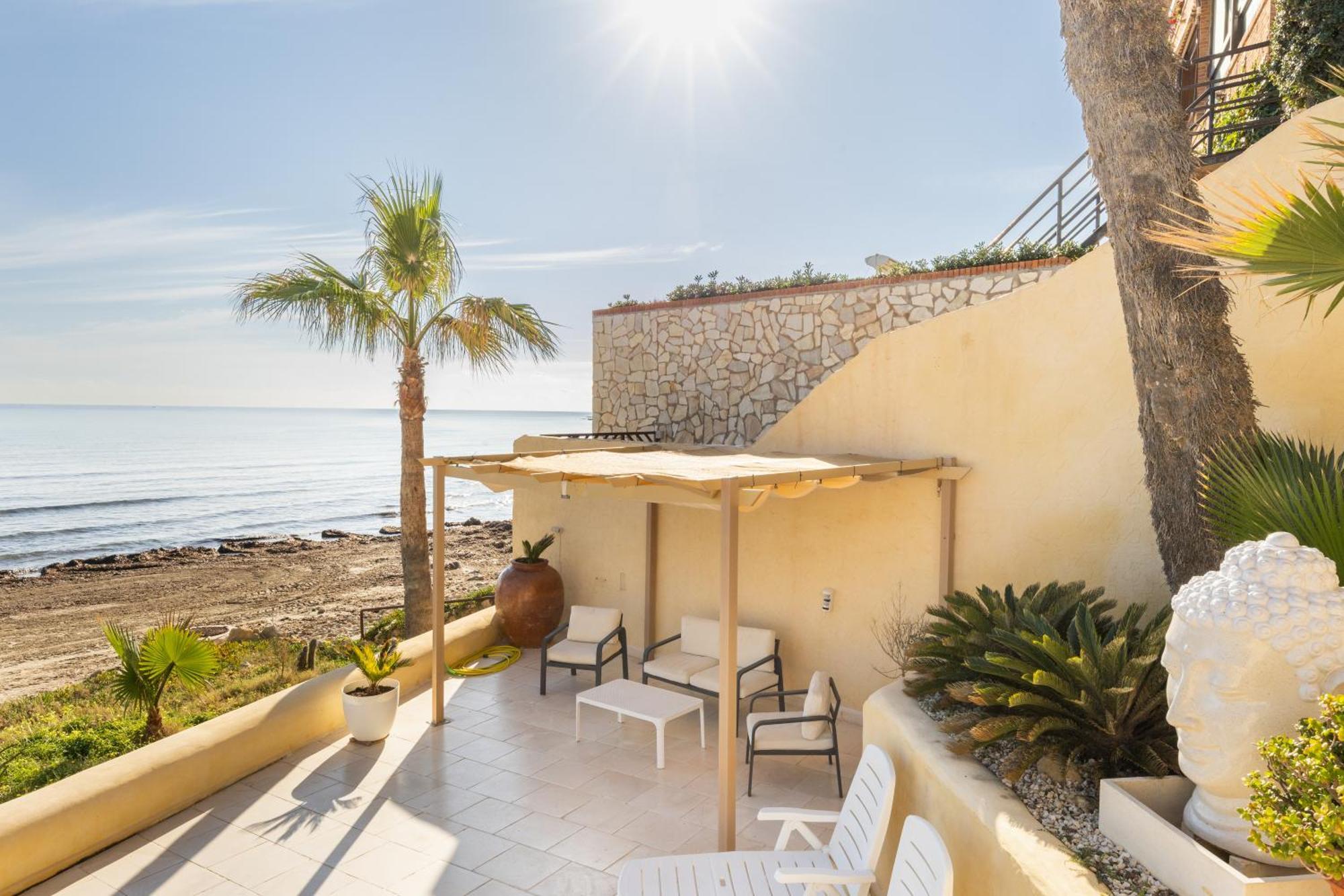 Excepcional Apartamento Amanecer Al Borde De Playa Y Mar, En Chalet Roquetes لقنت المظهر الخارجي الصورة